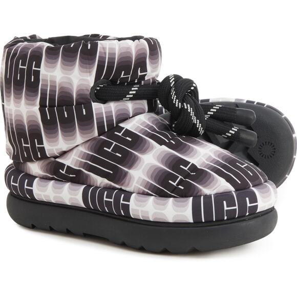 UGG Women's Black White All Over Logo Classic Maxi Wavelength Short Boots 6 NEW
